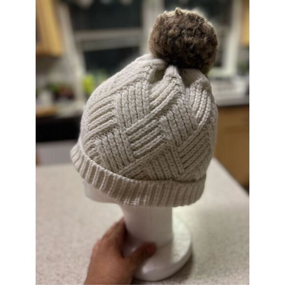 Beanie - Picture 2 of 4